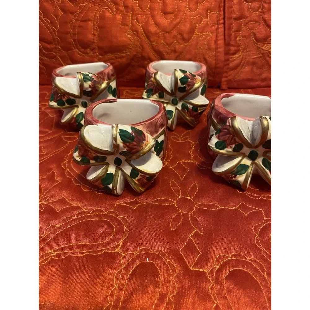 Vintage Set 4 Ceramic Christmas Holly & Ribbon Napkin‎ Rings Holders Great Cond